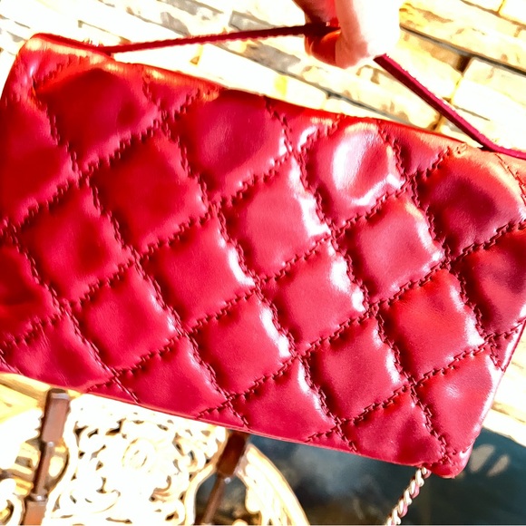 Chanel Burgundy Quilted Shoulder Bag - Picture 10 of 16